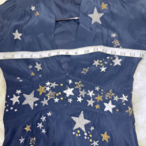 RIXO Navy Star-Print V-Neck Blouse - Picture 6 of 9